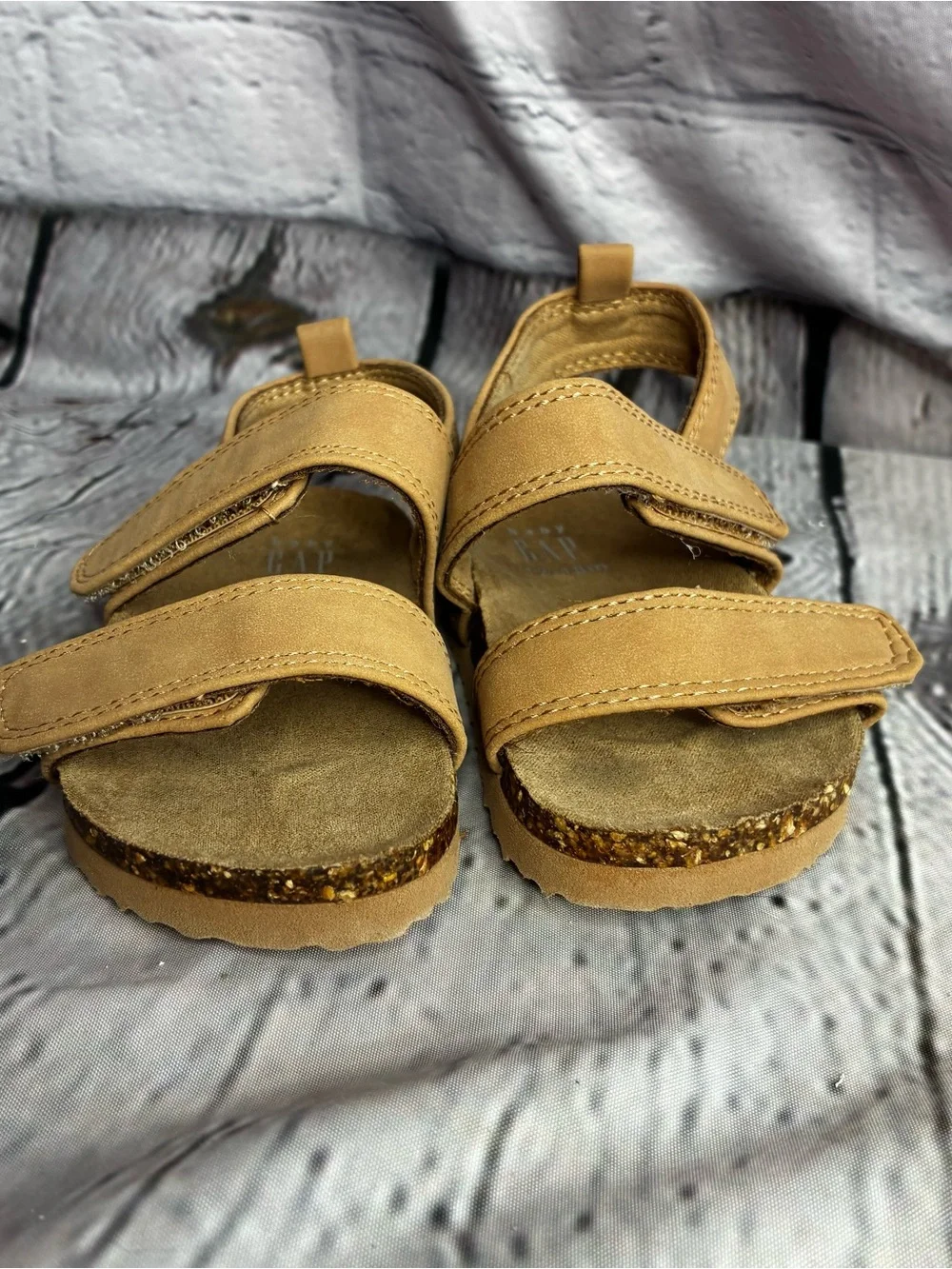 5/$20 Baby Gap Minimalist Tan Baby Cork Hook and‎ Loop Strap Sandals Size 12-18M